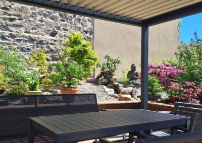 Jardin d&rsquo;inspiration japonaise et bonsaïs à Fontanès